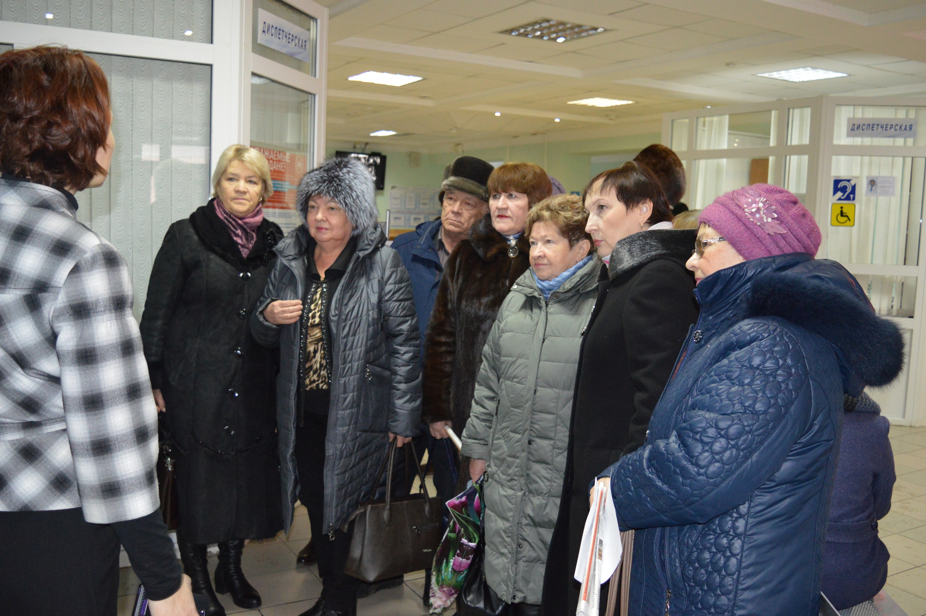 Инвалидлар шулай ук барлык теләүчеләр өчен үткәрелгән вакансияләр ярминкәсе нәтиҗәләре